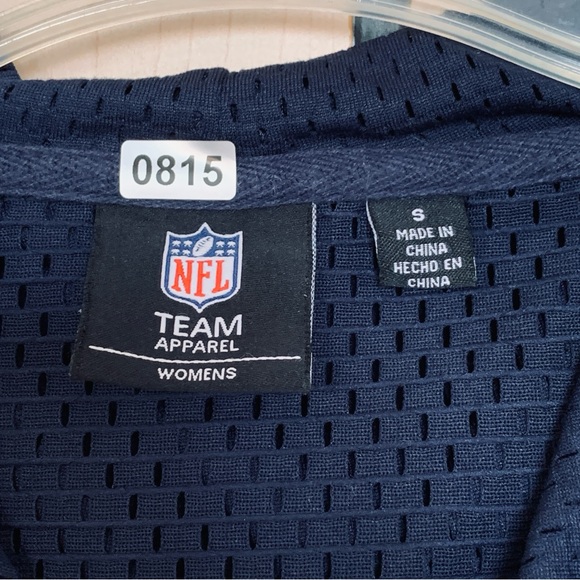 NFL Team Apparel Seattle Seahawks Women's Pullover Hoodie Sweatshirt Navy Size S - Picture 3 of 11